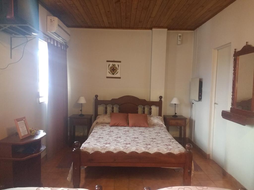 סלטה Hotel Satiri מראה חיצוני תמונה