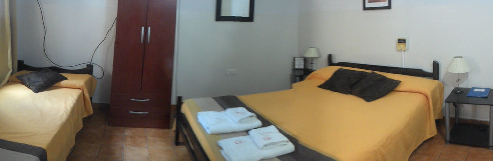 סלטה Hotel Satiri מראה חיצוני תמונה